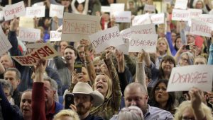 Image of big crowd